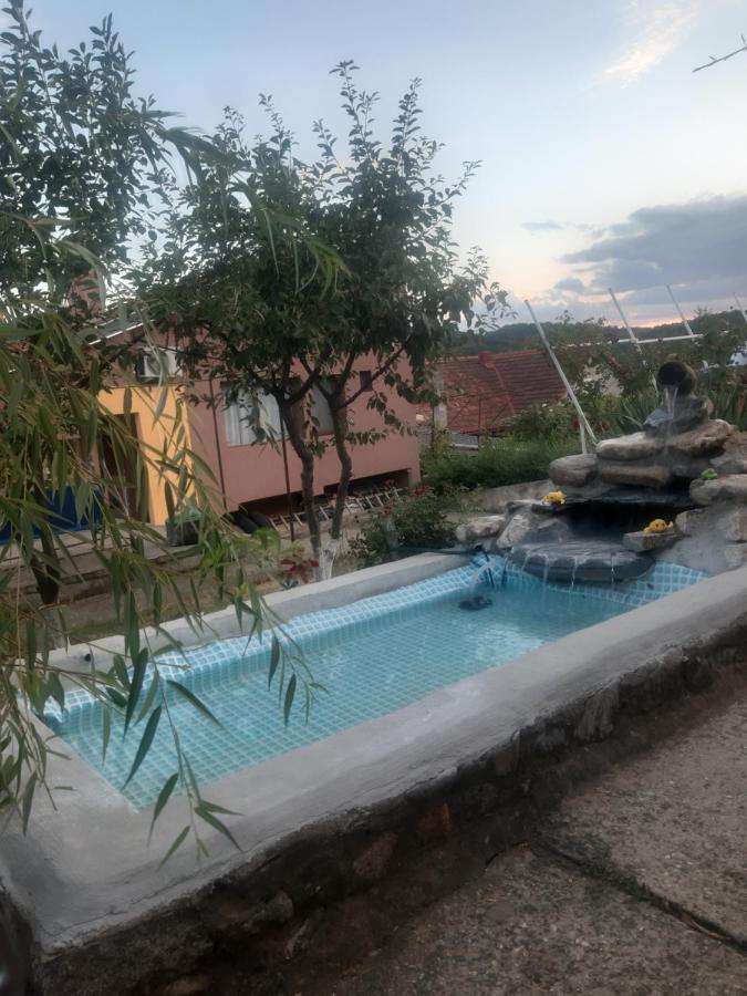 Appartamento Casa Darius Orşova Esterno foto