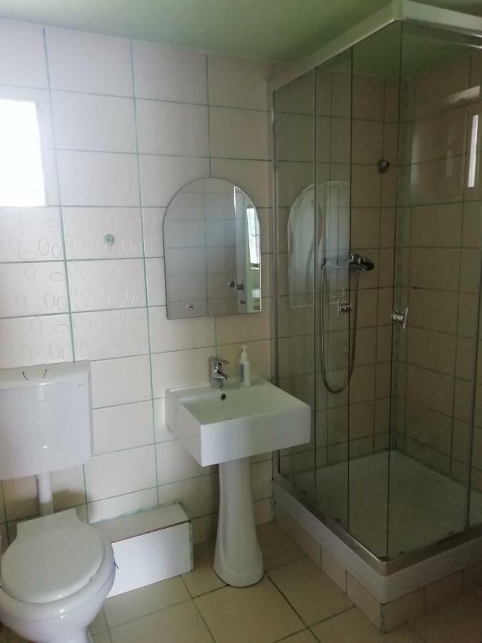 Appartamento Casa Darius Orşova Esterno foto